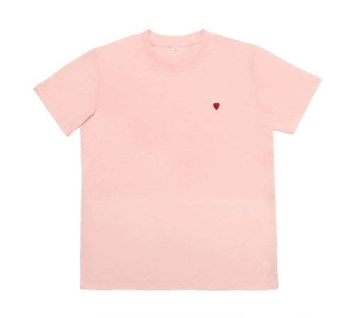 Женская футболка с вышивкой