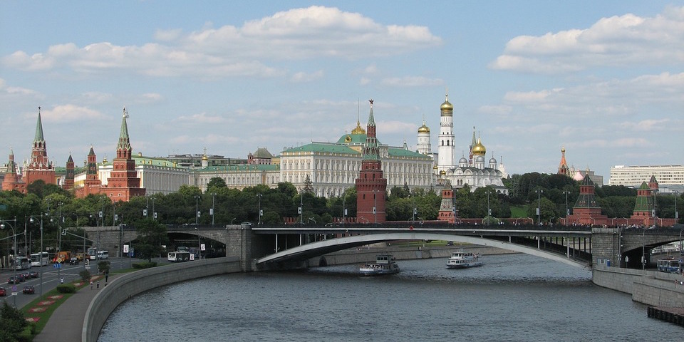 Что привезти в подарок из России
